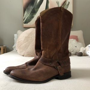 Frye women’s leather cowgirl boots